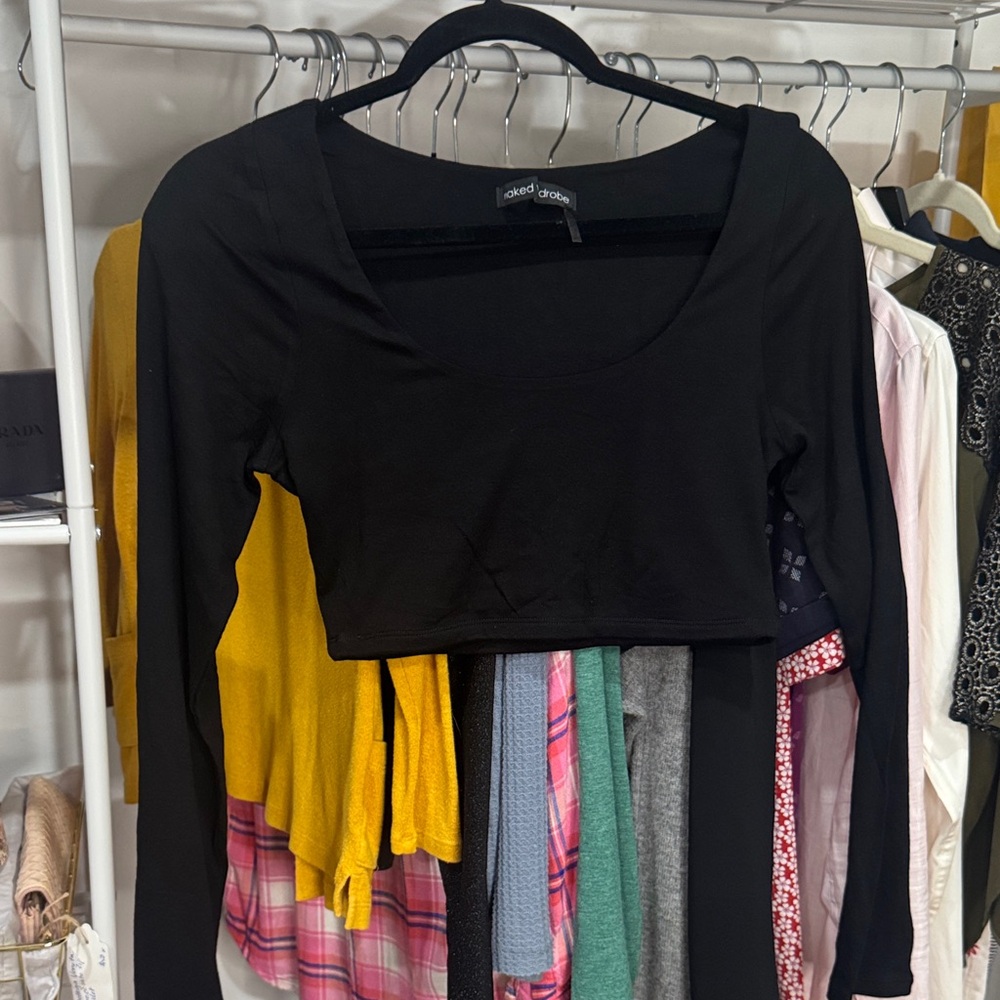 naked wardrobe Black Cropped Long Sleeve Scoop Top -NEW WITHOUT TAGS  (NWOT)